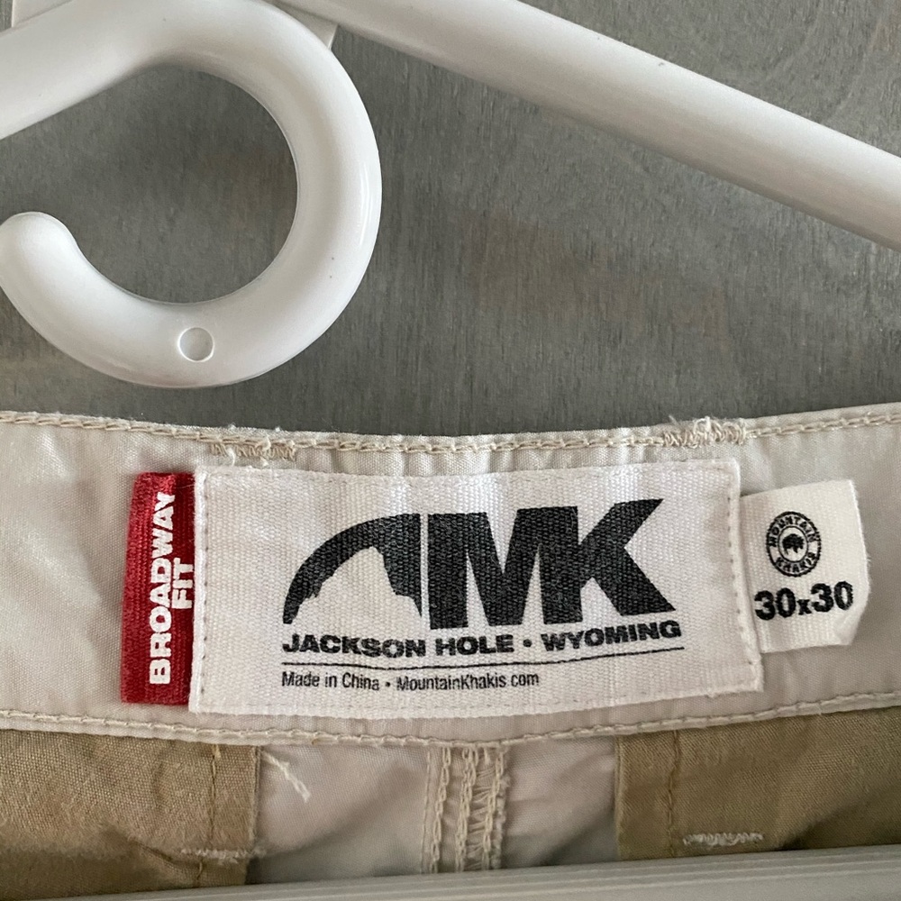MENS 30x30 Mountain Khakis Broadway fit